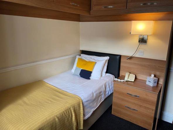 The Park Hotel - Sure Hotel Collection By Best Western Diss Bagian luar foto